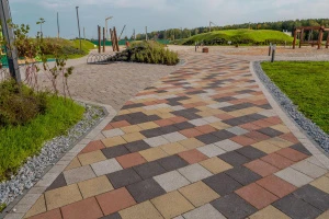 Купите квадратную тротуарную плитку от производителя компания «Выбор»