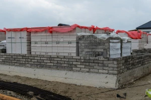 Облицовочный угловой вибропрессованый кирпич, полный прокрас, Шунгит