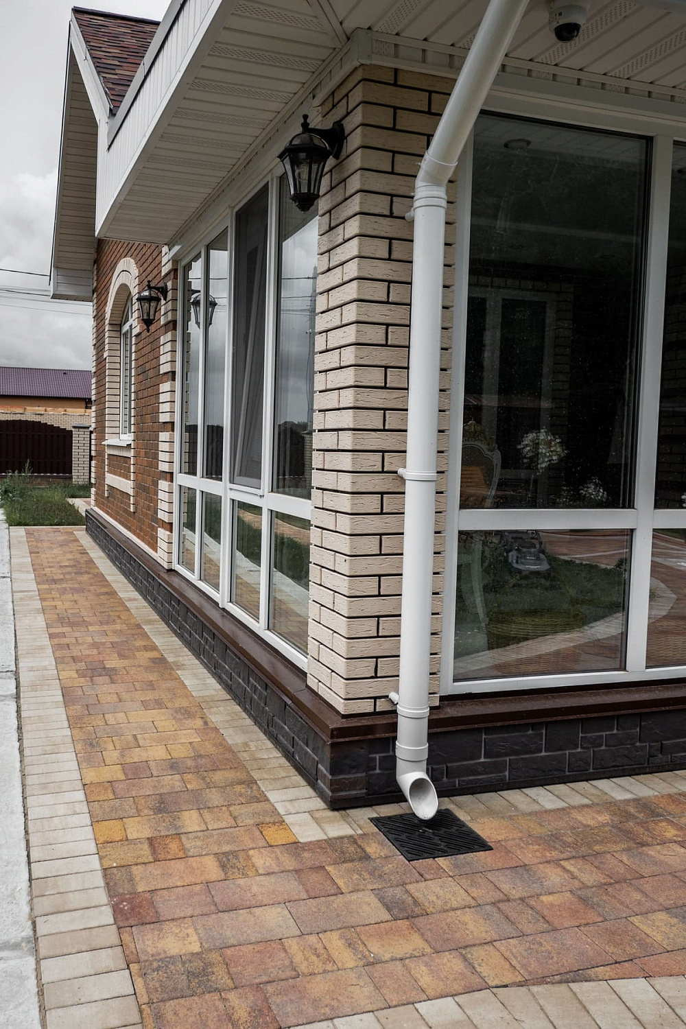 Брусчатка Старый город Осень в частном доме Брусчатка Старый город Осень в частном доме